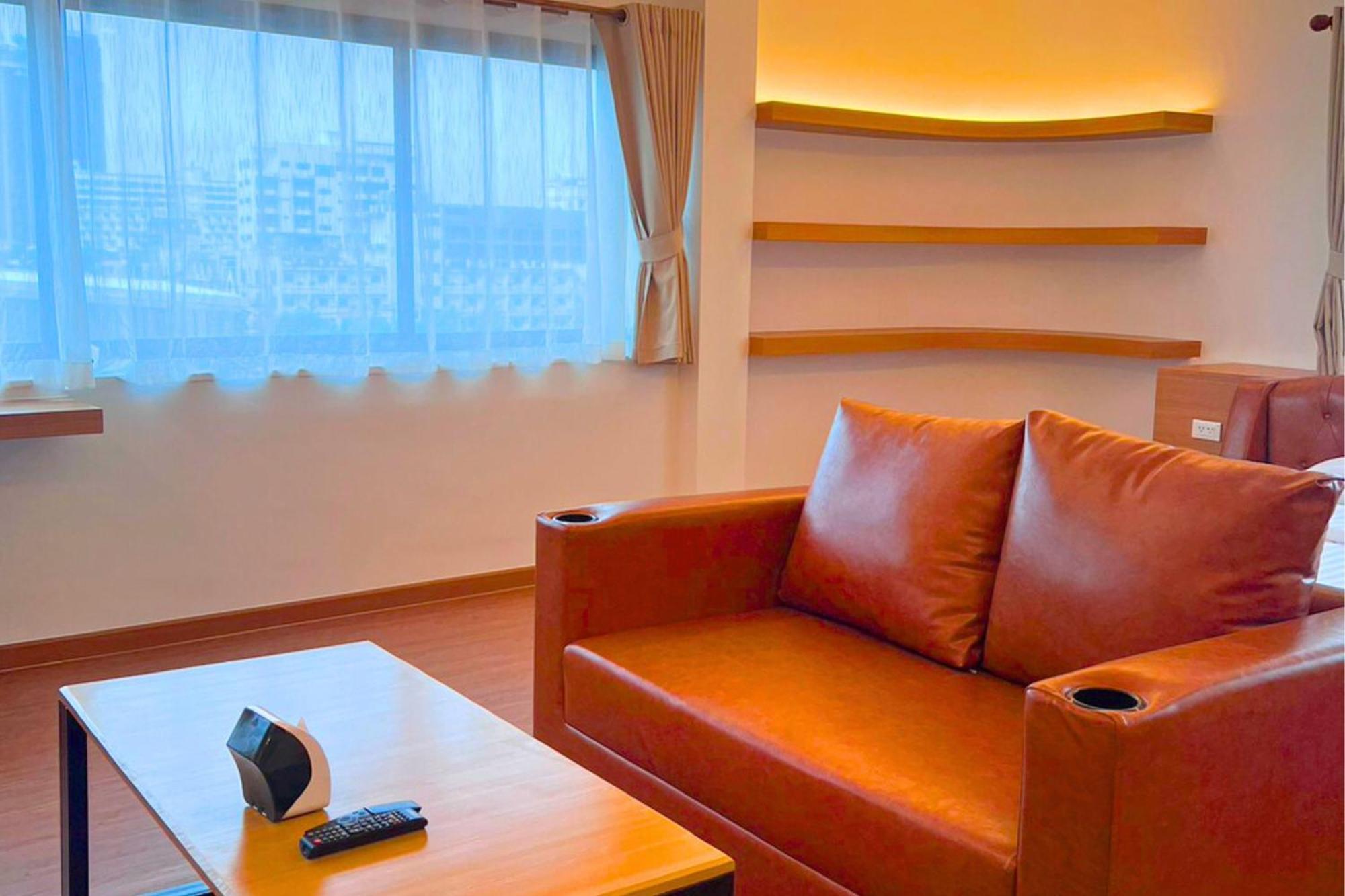 The Lodge Pattaya Exteriör bild
