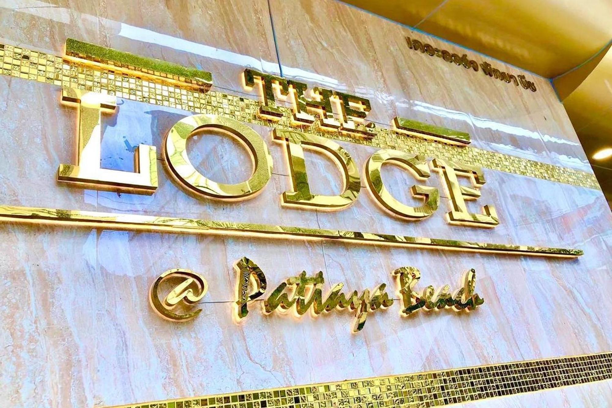 The Lodge Pattaya Exteriör bild