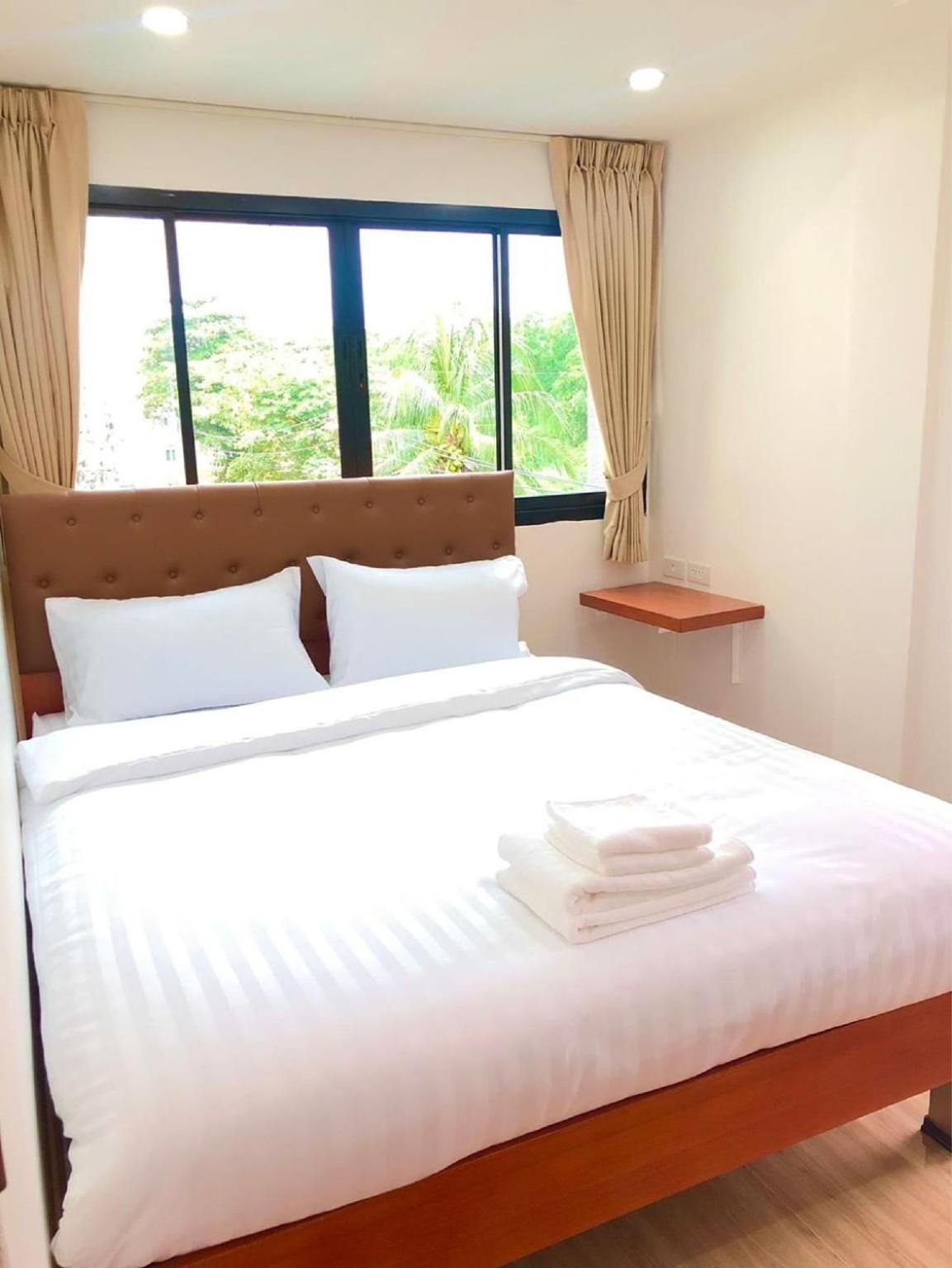 The Lodge Pattaya Exteriör bild